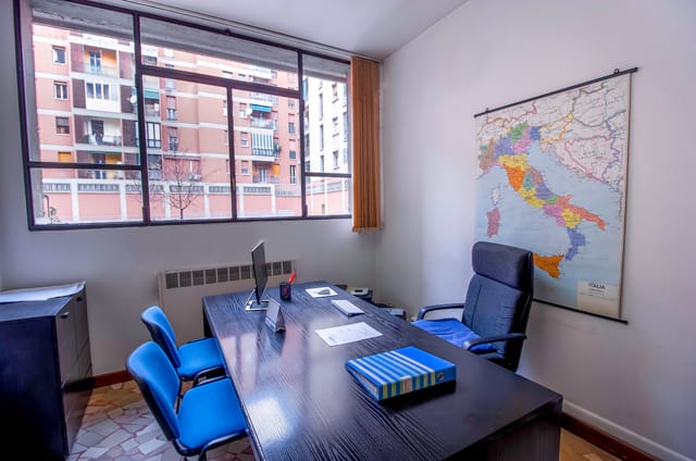 Photo de Plateau de bureaux haut standing au Point E